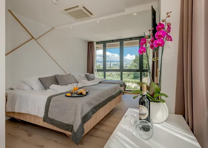 Pax Ξενοδοχείο 3*