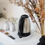 Pax 3*