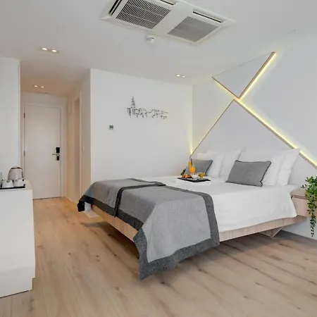 Hotel Pax 3*
